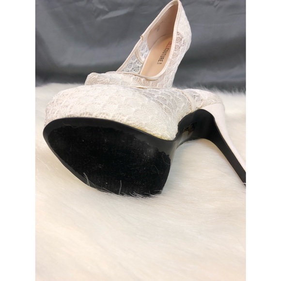SALE Nwot lace pumps - Picture 4 of 4